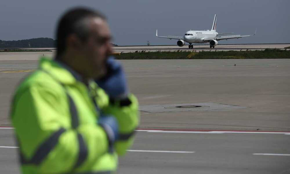 Κορονοϊός: Παρατείνεται έως 15 Μαΐου η αναστολή πτήσεων από και προς την Ελλάδα - Ποιες χώρες αφορά