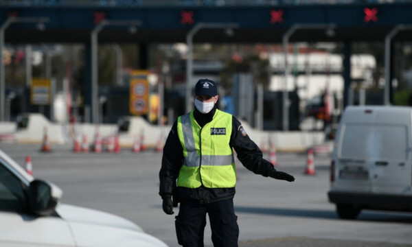 Απίστευτο: Τον ρώτησαν τι μήνυμα έστειλε στο 13033 - Δείτε ποια ήταν η απάντησή του (video)