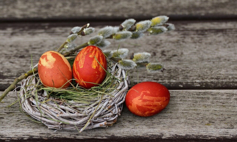 ΠΡΟΣΟΧΗ! Ξέρετε πόσο διαρκούν τα πασχαλινά αυγά εκτός ψυγείου;