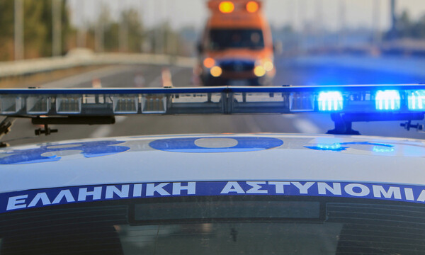 Περιπολικό έβαλε… τέρμα το «Χριστός Ανέστη» στα μεγάφωνά του (video)