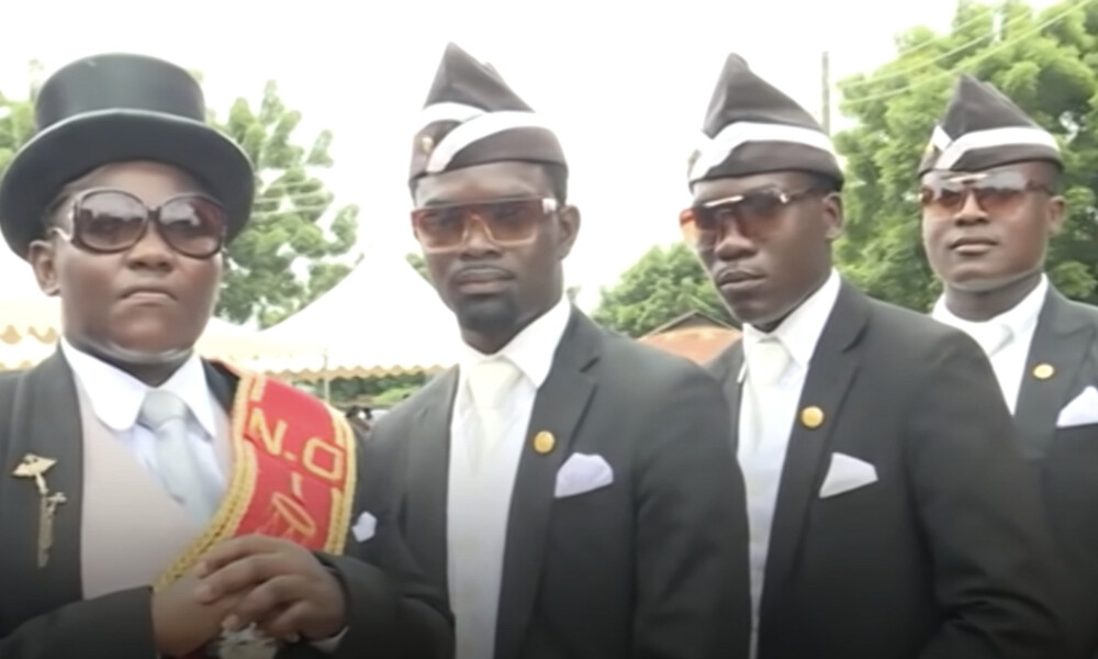 Coffin dance: Η ιστορία πίσω από το απόλυτο viral της καραντίνας (photos+videos)