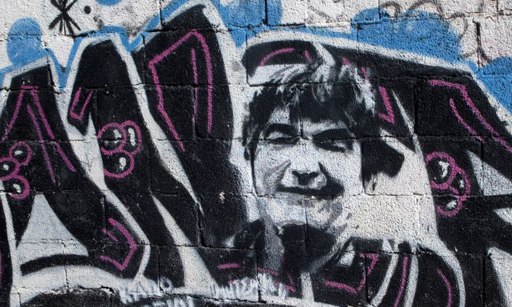 Ο θρυλικός «Μητσάρας» έγινε γκράφιτι στη Νέα Σμύρνη (photos)