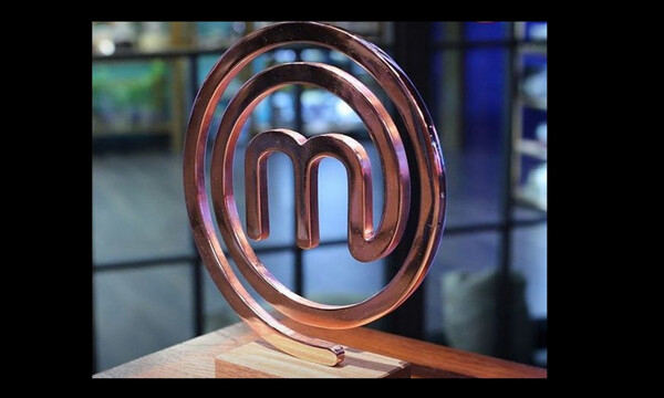 MasterChef: Θα αηδιάσετε! Το πιο απαίσιο πιάτο που έχουμε δει-Αποβλήθηκε με κόκκινη κάρτα η παίκτρια