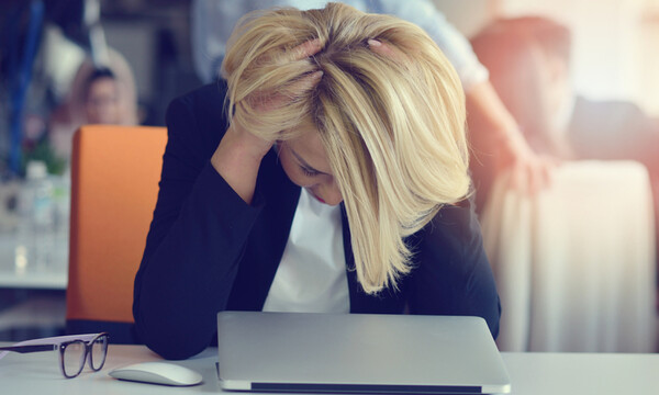 SOS: Σημάδια που στέλνει το σώμα όταν λείπουν βασικά θρεπτικά στοιχεία (εικόνες)