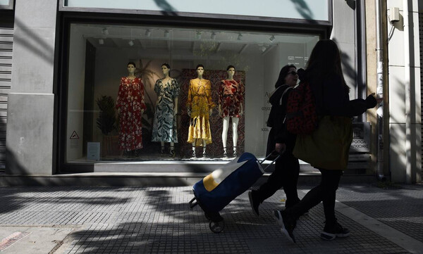 Άρση μέτρων: Αυτά τα καταστήματα ανοίγουν τη Δευτέρα - Τα ωράρια και οι κανόνες λειτουργίας τους