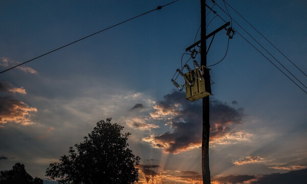 Τρία χωριά έμειναν ξαφνικά χωρίς ρεύμα μέσα στη νύχτα - Δεν φαντάζεστε για ποιον λόγο (photos)