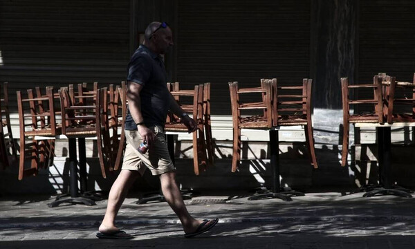 Σχέδιο για μείωση ΦΠΑ στις καφετέριες - Ελαφρύνσεις σε αεροπορικά και ακτοπλοϊκά εισιτήρια