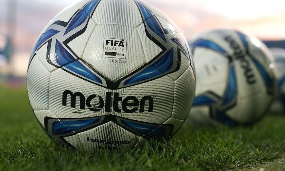 Super League: Η πρόταση για 20% κόσμου και οι εμβόλιμες αγωνιστικές