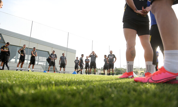 Αποκλειστικά πλάνα στον ΟΠΑΠ: Η πρώτη ομαδική προπόνηση της ΑΕΚ