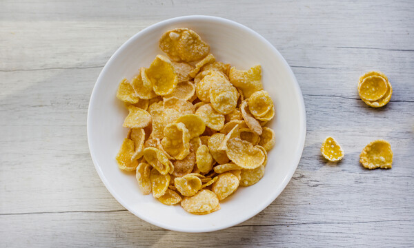 6 τροφές που πρέπει να αποφεύγετε στο πρωινό (εικόνες)