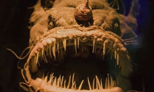 Αυτά είναι τα 10 πιο τρομακτικά πλάσματα που υπάρχουν στην θάλασσα (video)