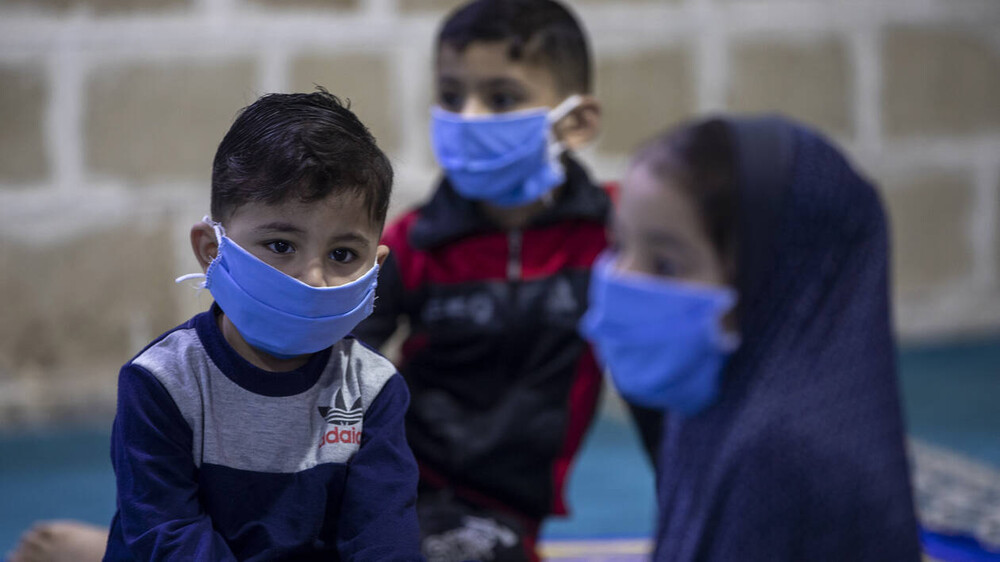 Επικίνδυνη η χρήση μάσκας για παιδιά κάτω των δύο ετών 