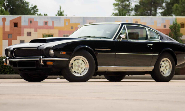 Η περήφανη Aston Martin V8 του 1978