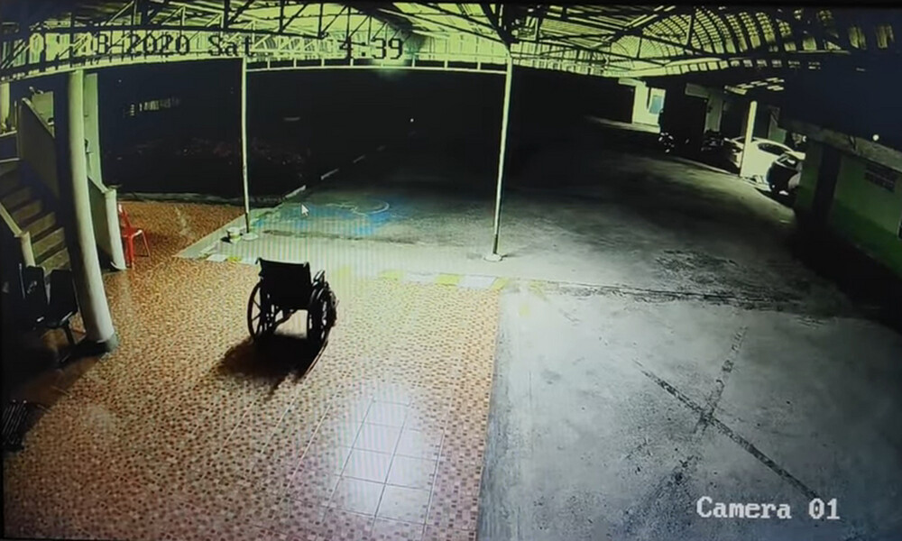 Άκουσαν καροτσάκι να κινείται τα ξημερώματα - «Πάγωσαν» μ' αυτό που είδαν στην κάμερα (video)