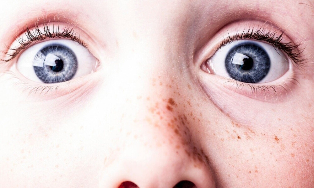 Είδαν άνθρωπο να τρέχει - Έπαθαν σοκ μ' αυτό που ερχόταν κατά πάνω τους (video)