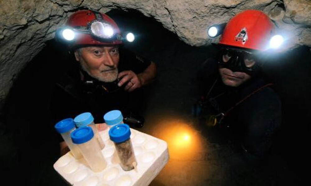 Άνοιξαν σπηλιά μετά από 5.000.000 χρόνια και έπαθαν σοκ. Δεν φαντάζεστε τι βρήκαν μέσα (pics+vid)