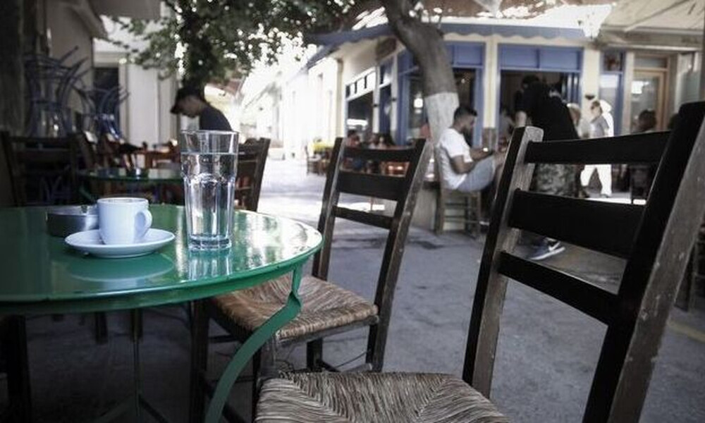 Λαμία: Άνοιξαν το καφενείο τους και έπαθαν σοκ με αυτό που βρήκαν μέσα (video)