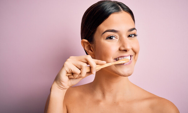 Φρούτα και λαχανικά που προστατεύουν τα δόντια και τα ούλα (εικόνες)