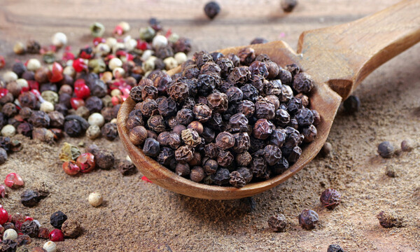 Πιπέρι: 4 μοναδικά οφέλη για την υγεία (εικόνες)