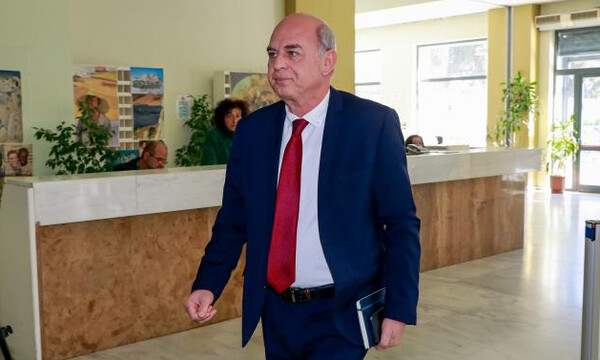 Η διάψευση Γραμμένου περί αναδιάρθρωσης