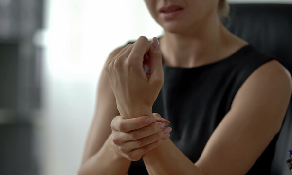 Οι 5 κατηγορίες τροφών που προκαλούν φλεγμονή (εικόνες)