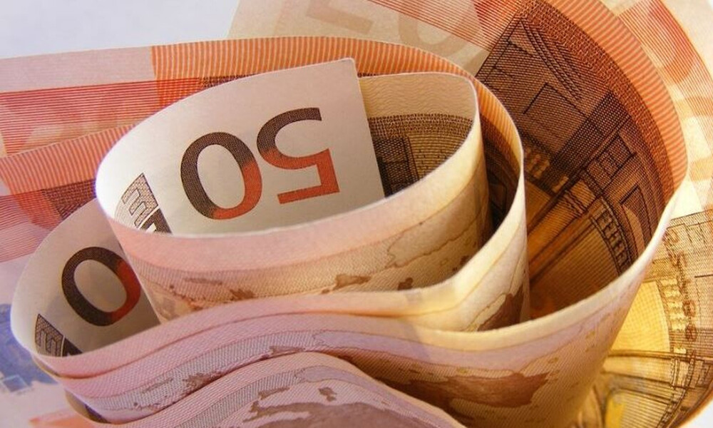 Συντάξεις: Ποιοι θα πάρουν αναδρομικά έως και 11.000 ευρώ