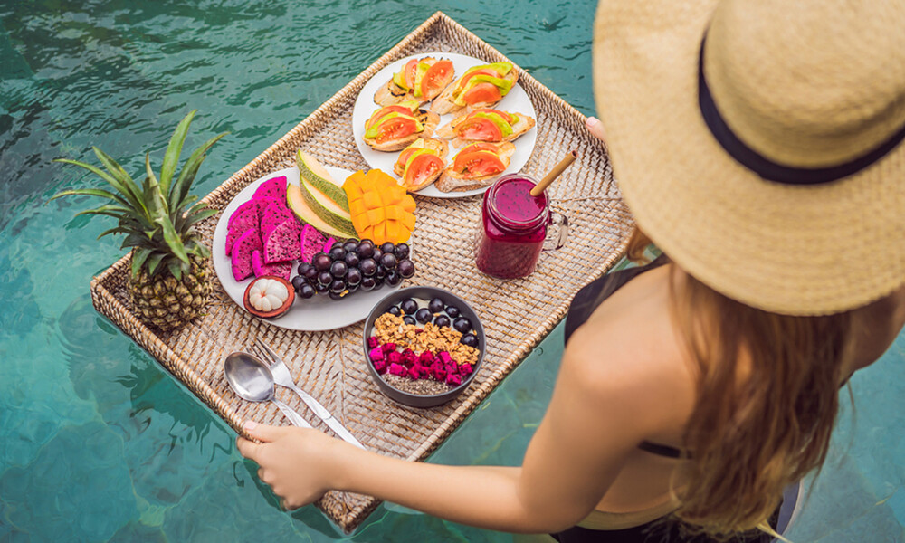 Απλοί τρόποι για να μειώσετε τις θερμίδες το καλοκαίρι (εικόνες)