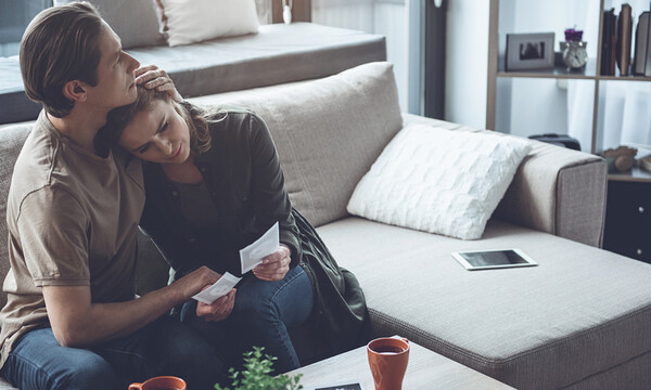 Αποβολή: Οι παράγοντες που αυξάνουν τον κίνδυνο (εικόνες)