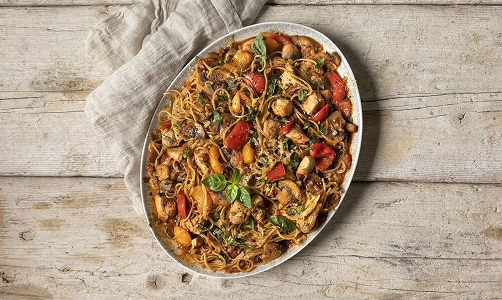 Άκης Πετρετζίκης: Healthy κοτόπουλο cacciatore (high protein)