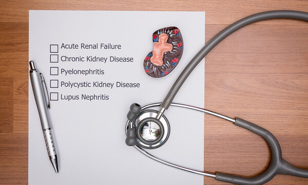 Οι επιπτώσεις της πίεσης και του υψηλού σακχάρου στα νεφρά – Πώς θα τα προστατέψετε (εικόνες)