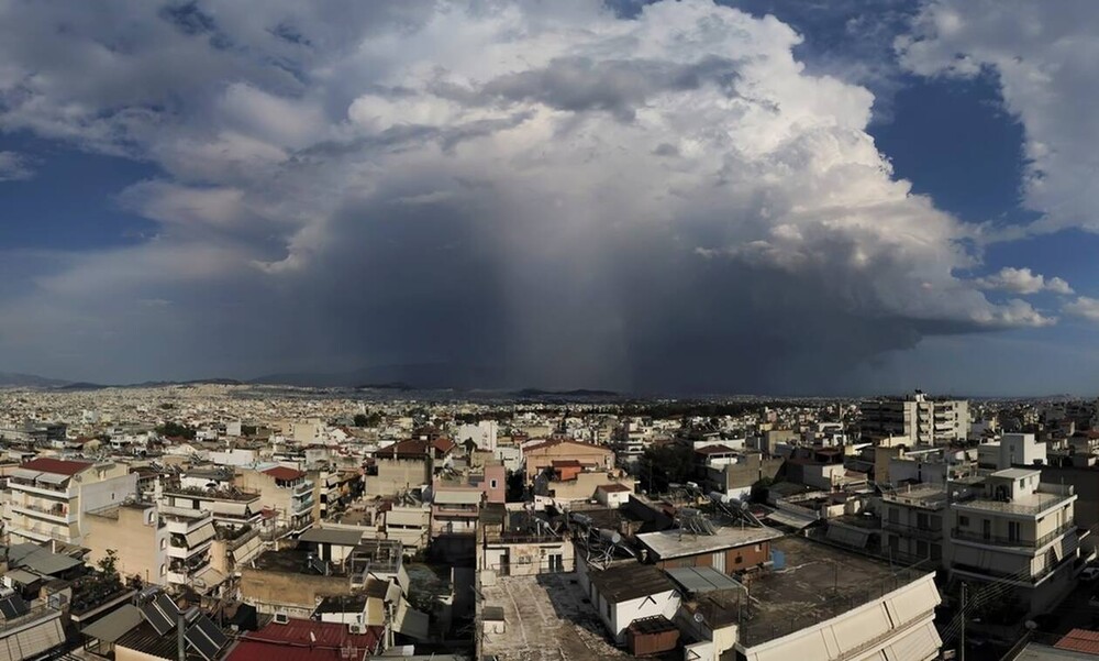 Καιρός: Απίστευτο φαινόμενο στην Ελλάδα - 4.700 κεραυνοί με 41 βαθμούς Κελσίου