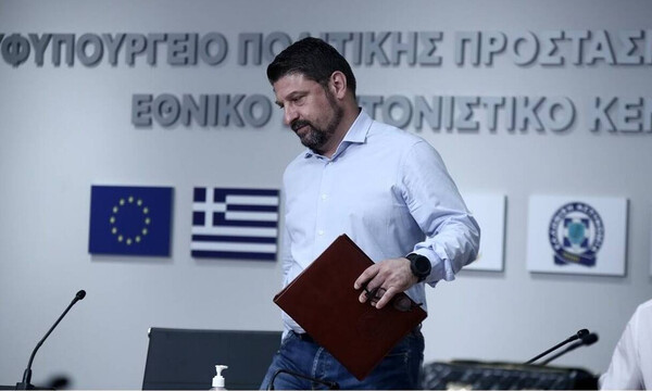 Κορονοϊός: Νέα μέτρα ανακοίνωσε ο Χαρδαλιάς - Όριο 100 ατόμων σε γάμους, βαπτίσεις, κηδείες