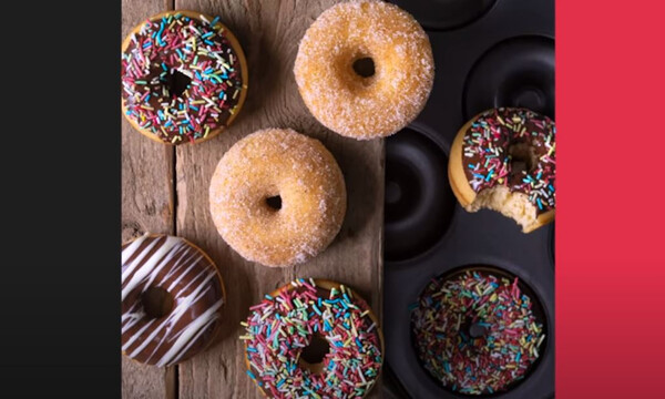 Άκης Πετρετζίκης: Mini donuts φούρνου