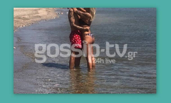 Full in love στην παραλία, ένα μήνα μετά το γάμο τους! (Exclusive photos)