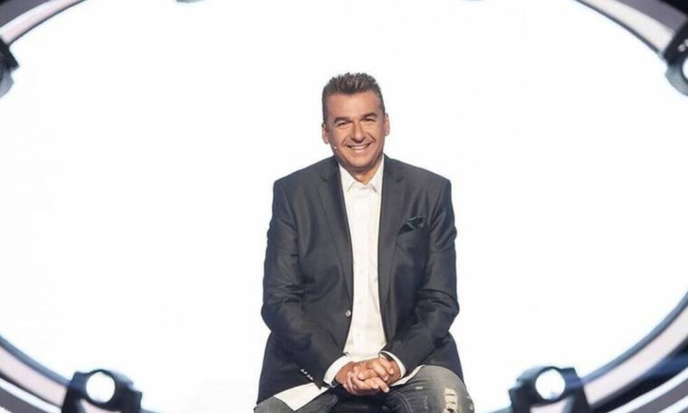Γιώργος Λιάγκας: Η νέα εμφάνιση με την κούκλα συνοδό του - Εσύ την είδες;