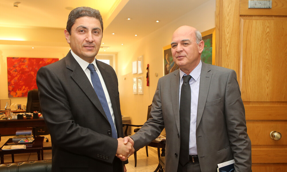 «Σεβασμό στους νόμους», ζήτησε ο Αυγενάκης στη συνάντησή του με τον πρόεδρο της ΕΠΟ