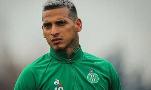  Ολυμπιακός: Θετικός στον κορονοϊό ο Τράουκο