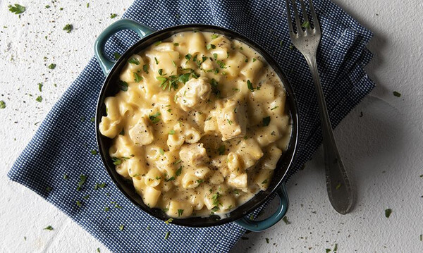 Άκης Πετρετζίκης: Mac ‘n’ cheese με κοτόπουλο