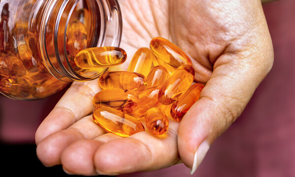 Ιχθυέλαια: Οι πιθανοί κίνδυνοι για την υγεία (εικόνες)