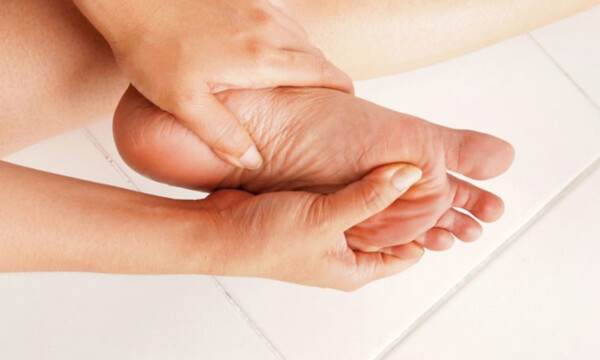 Οι 10 σοβαρές ασθένειες που μπορούν να αποκαλύψουν τα πόδια σας (φωτο)