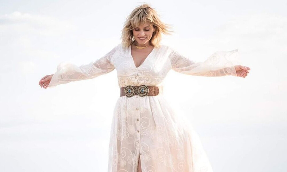 Ελεονώρα Ζουγανέλη: Η πρόβα νυφικού και η σχεδιάστρια που ανέλαβε τη ραφή του