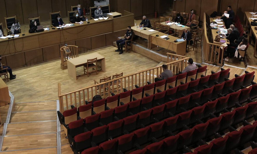 Δίκη Χρυσής Αυγής: Διεκόπη η διαδικασία - Την Δευτέρα η απόφαση επί των ελαφρυντικών