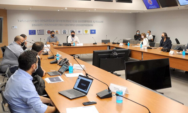 Super League: Σύσκεψη με Αυγενάκη-Χαρδαλιά για κόσμο στα γήπεδα