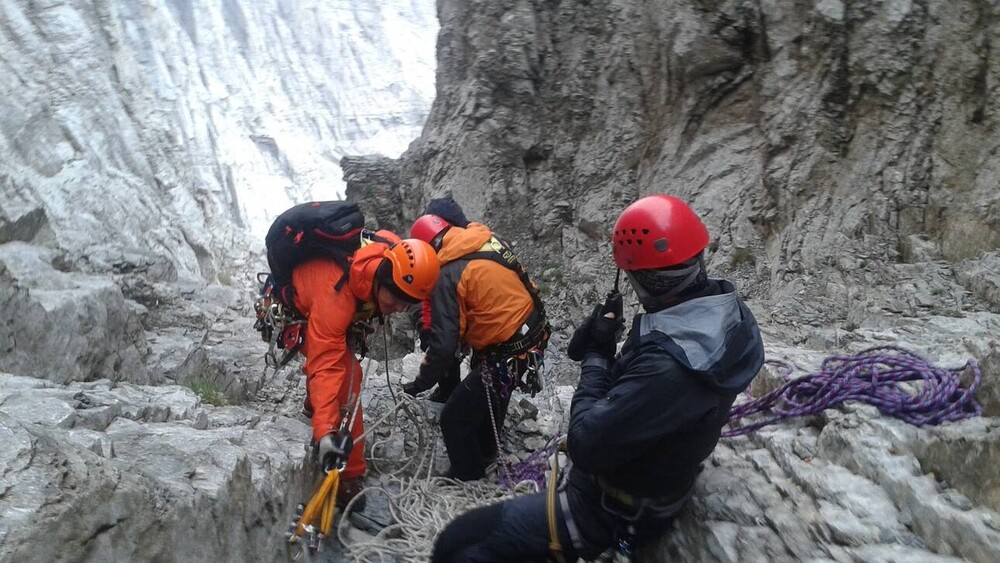 ΕΜΑΚ: Οι σύγχρονοι «θεοί» του Ολύμπου που σώζουν καθημερινά ορειβάτες