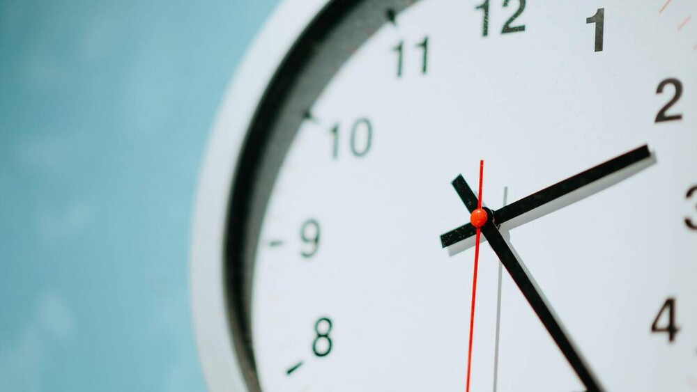 Αλλαγή ώρας: Πότε γυρίζουμε τα ρολόγια μία ώρα πίσω - Τι προβλέπει η απόφαση της ΕΕ
