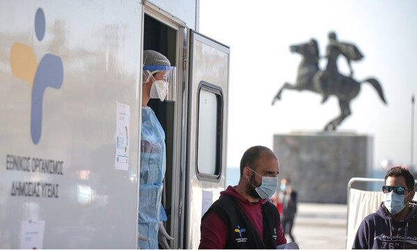 Κορονοϊός: Lockdown σε Θεσσαλονίκη και Σέρρες ανακοίνωσε ο Πέτσας