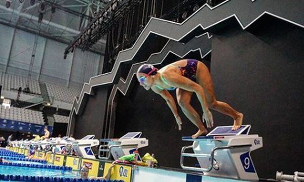 Κολύμβηση: Τρίτο Πανελλήνιο ρεκόρ από τη Νόρα Δράκου στη Βουδαπέστη στα 100μ. ύπτιο!