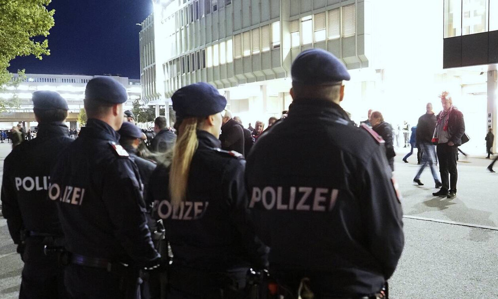 Τρόμος στη Βιέννη: Επίθεση αυτοκτονίας και πυροβολισμοί σε συναγωγή - Πληροφορίες για νεκρό