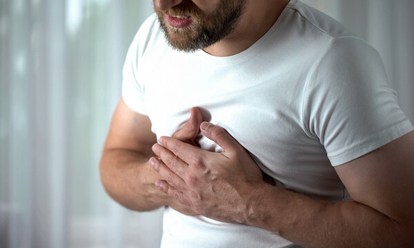 Πρόβλημα στην καρδιά: Έξι παράδοξα προειδοποιητικά σημάδια (εικόνες)