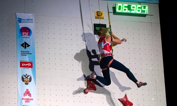 Τύφλα να έχει ο Spiderman! Τρομερό ρεκόρ Ρωσίδας στην αναρρίχηση (photos+video)